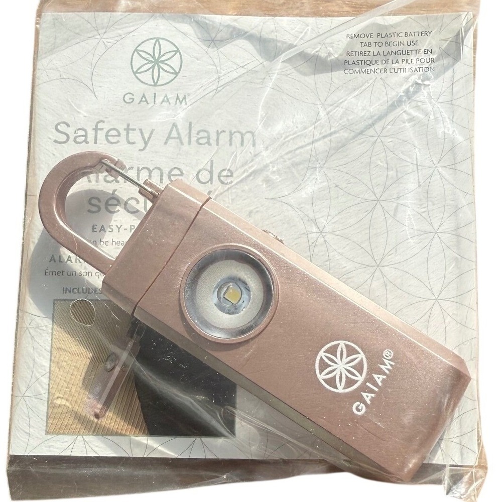 GAIAM Personal Safety Alarm Keychain Emergency‎ Siren LED Light NEW